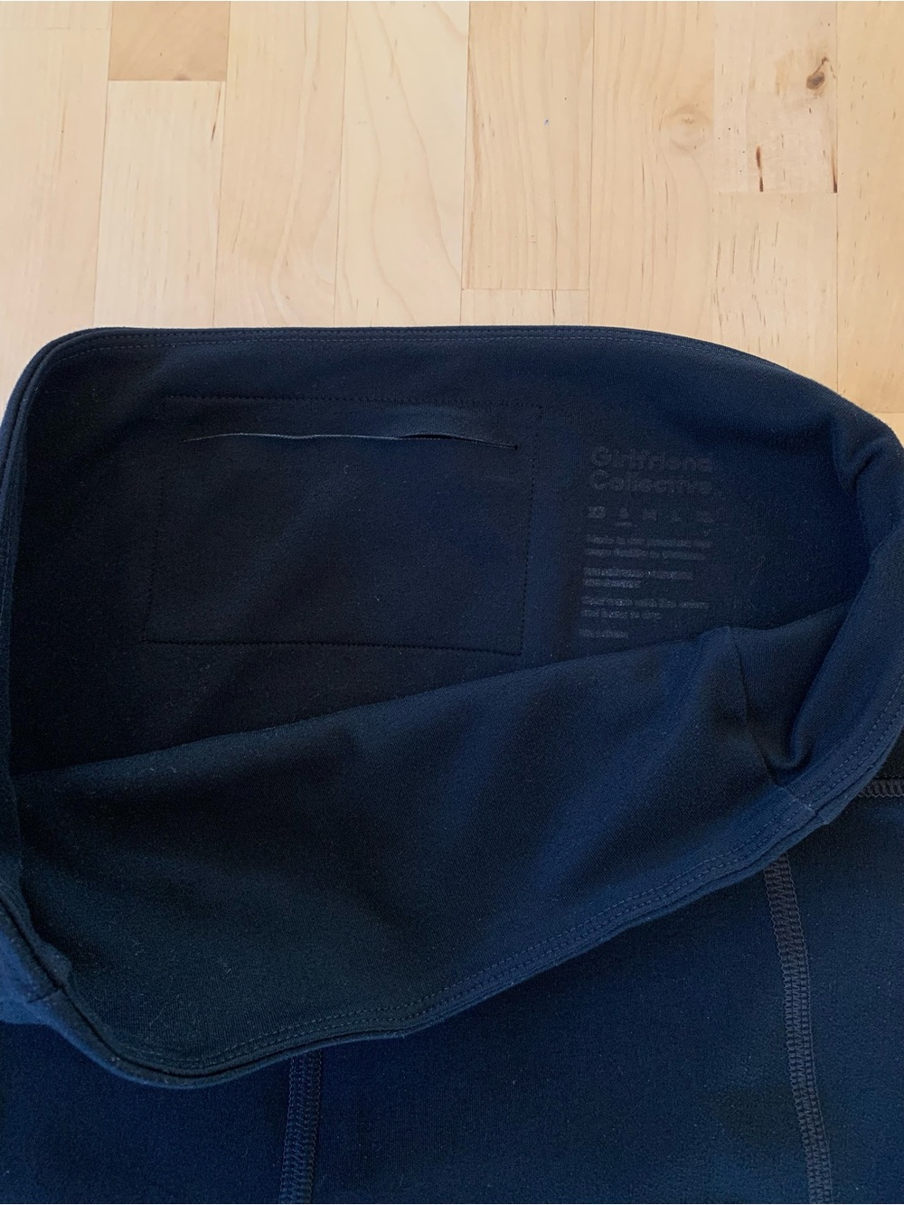 Girlfriend Collective - Black - Leggings - Small - Picture 4 of 5